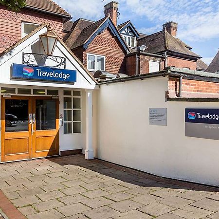 Travelodge Walton On Thames Exterior foto