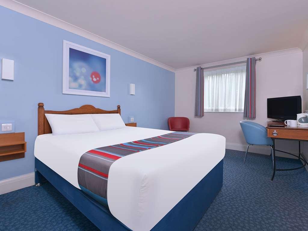 Travelodge Walton On Thames Quarto foto