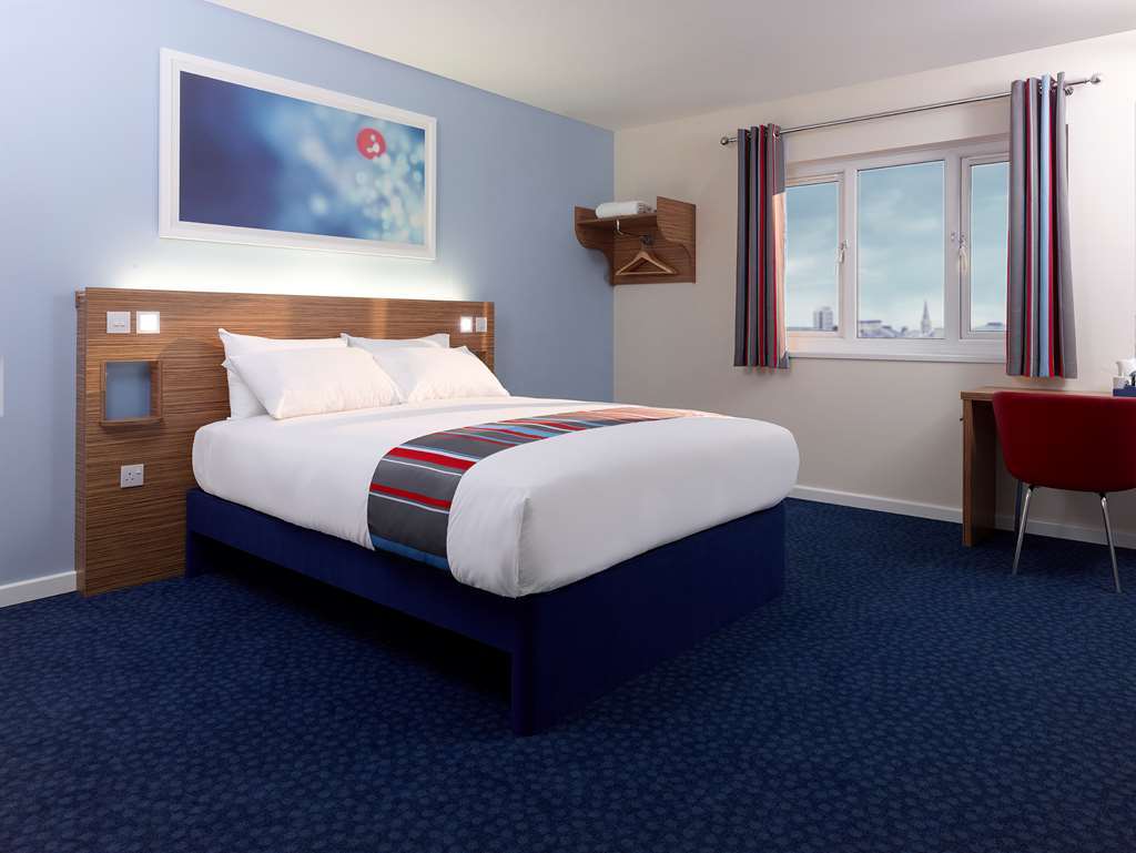 Travelodge Walton On Thames Quarto foto