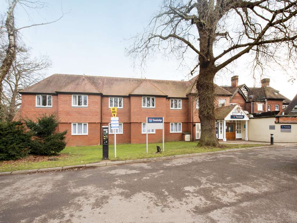 Travelodge Walton On Thames Exterior foto