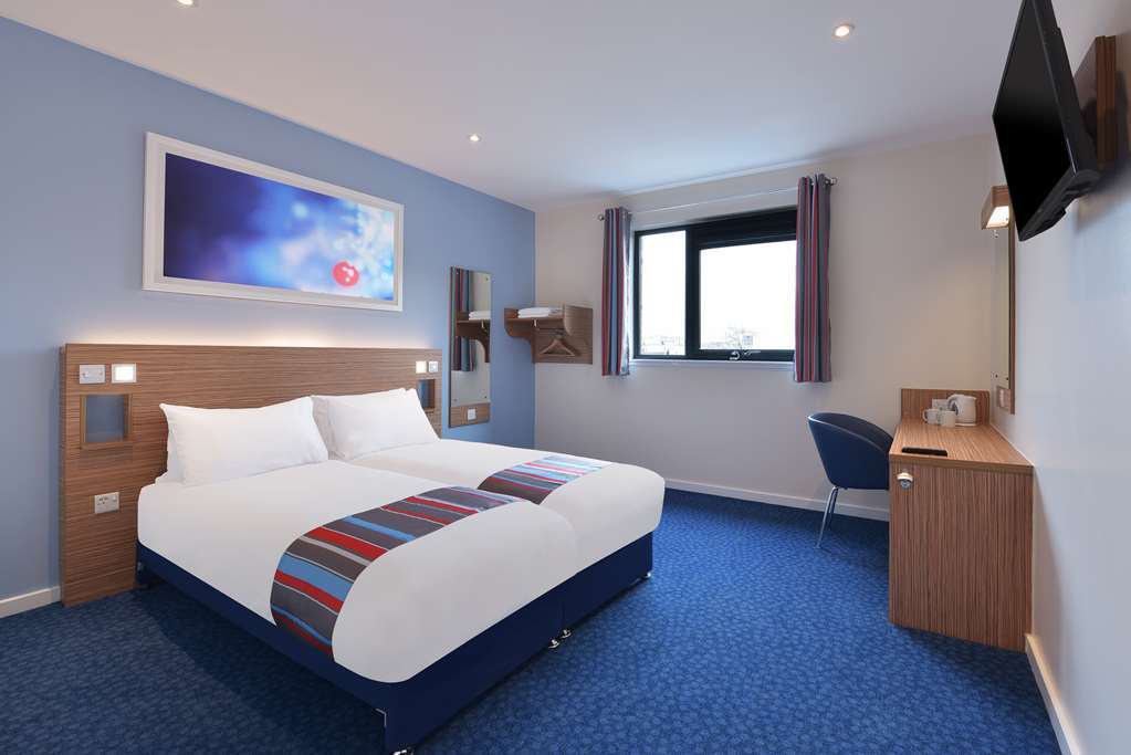 Travelodge Walton On Thames Quarto foto
